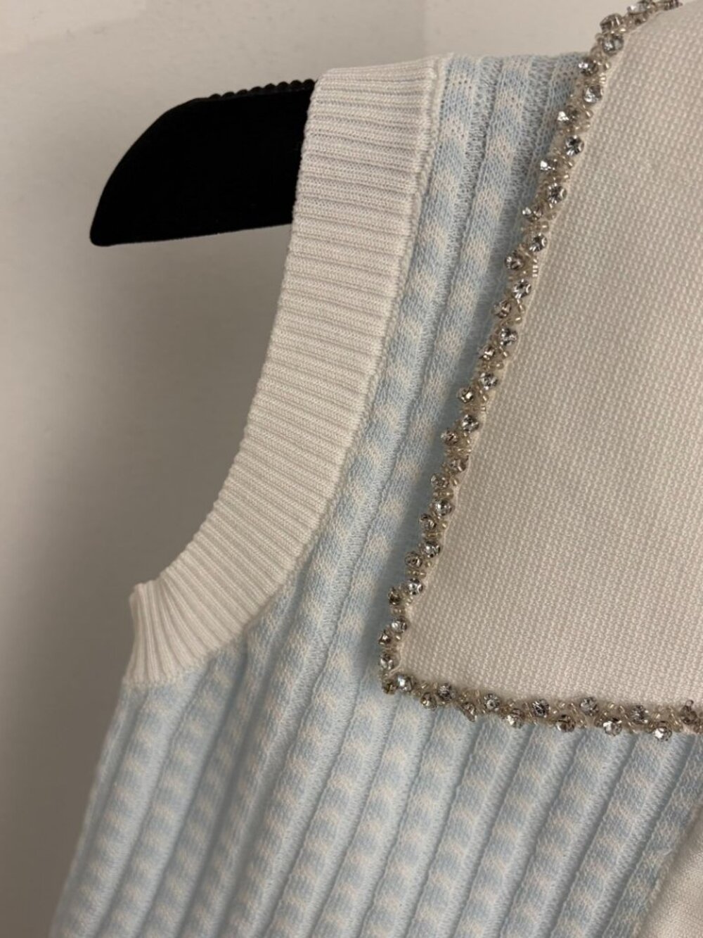 Miu Miu Light Blue Diamond-Embellished Collared Knit Tank Top - Picture 7 of 9